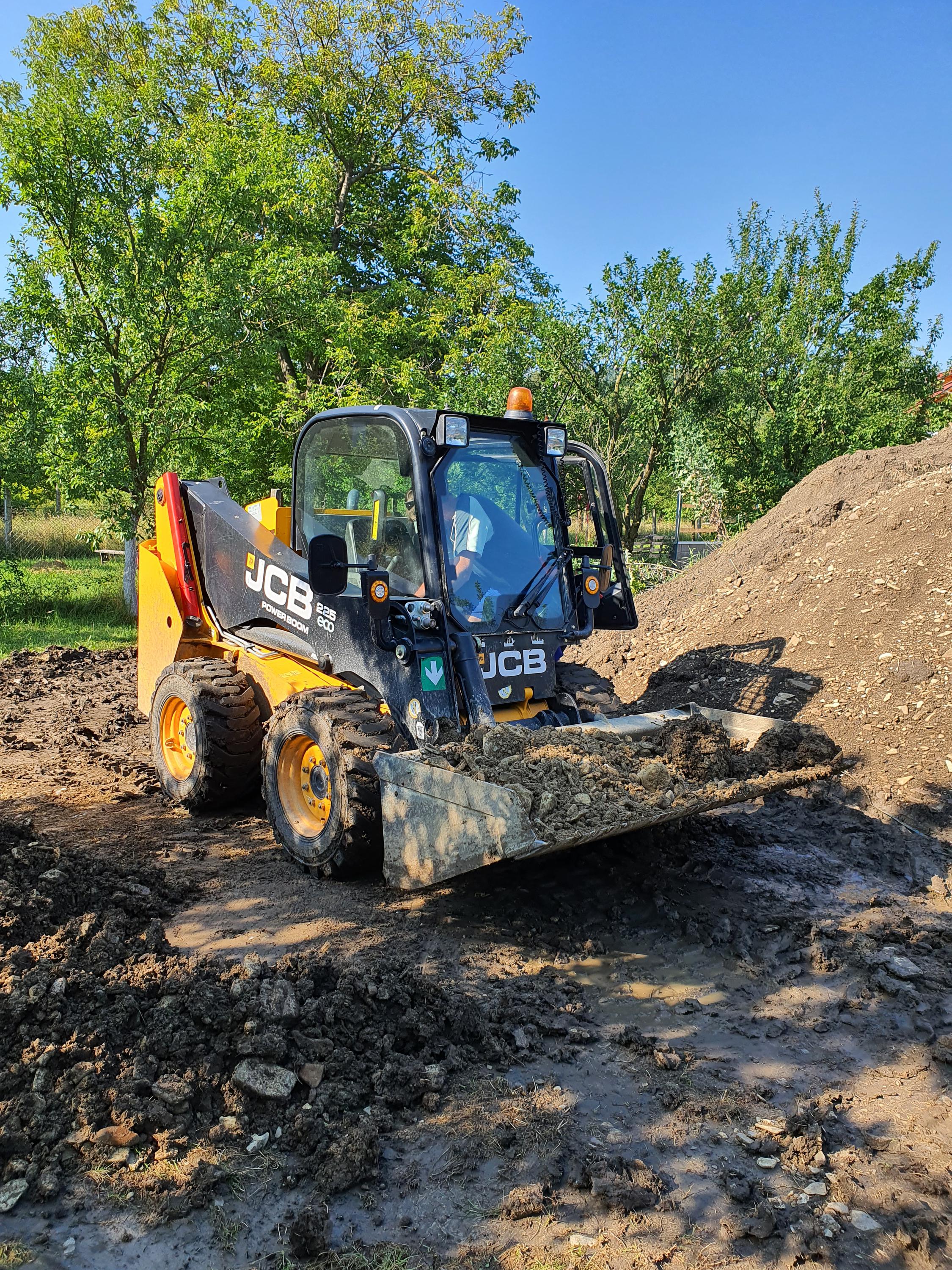 Kropa s.r.o. - Výkopové a zemní práce foto 3