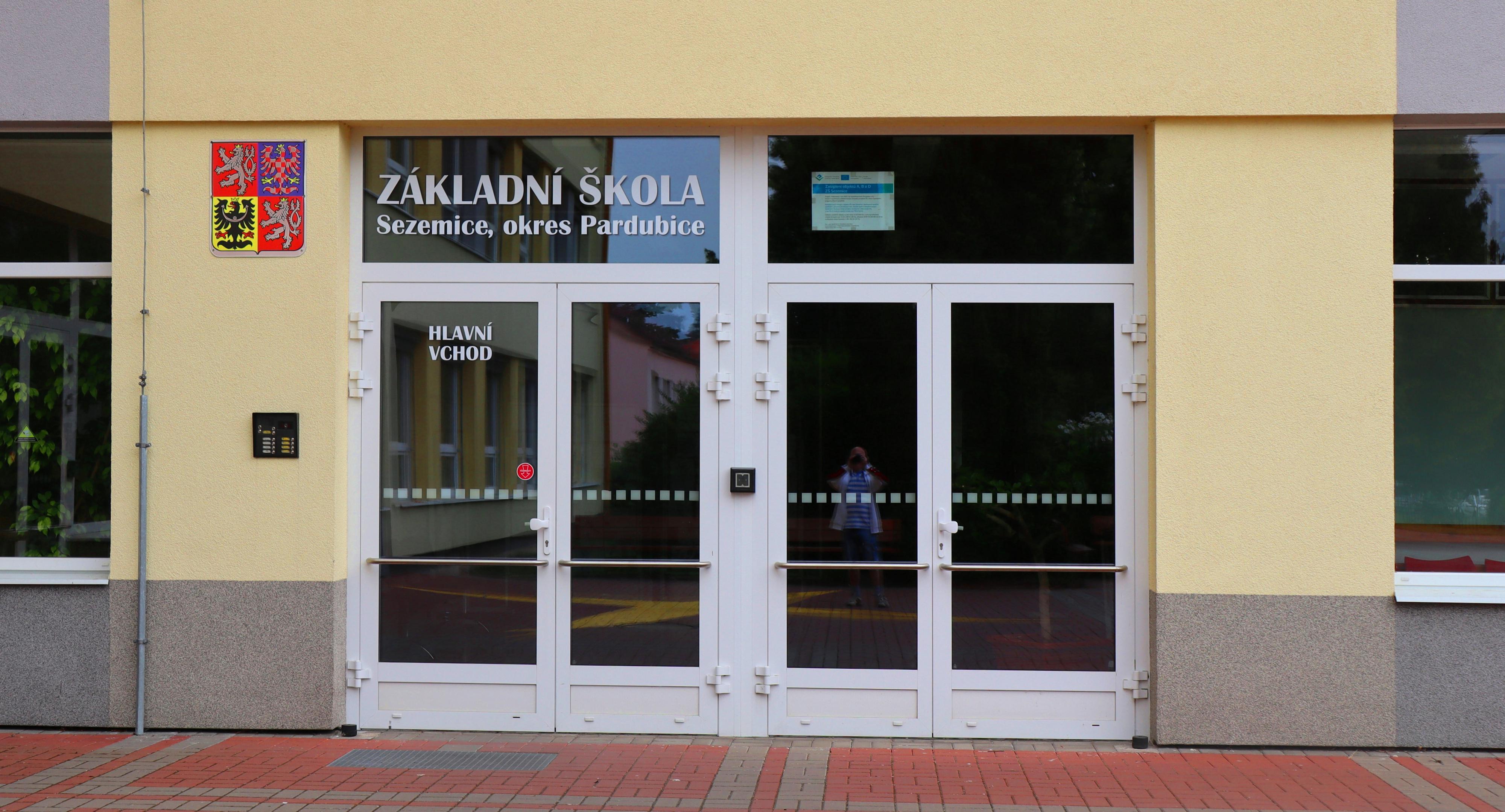 Základní škola Sezemice foto 3