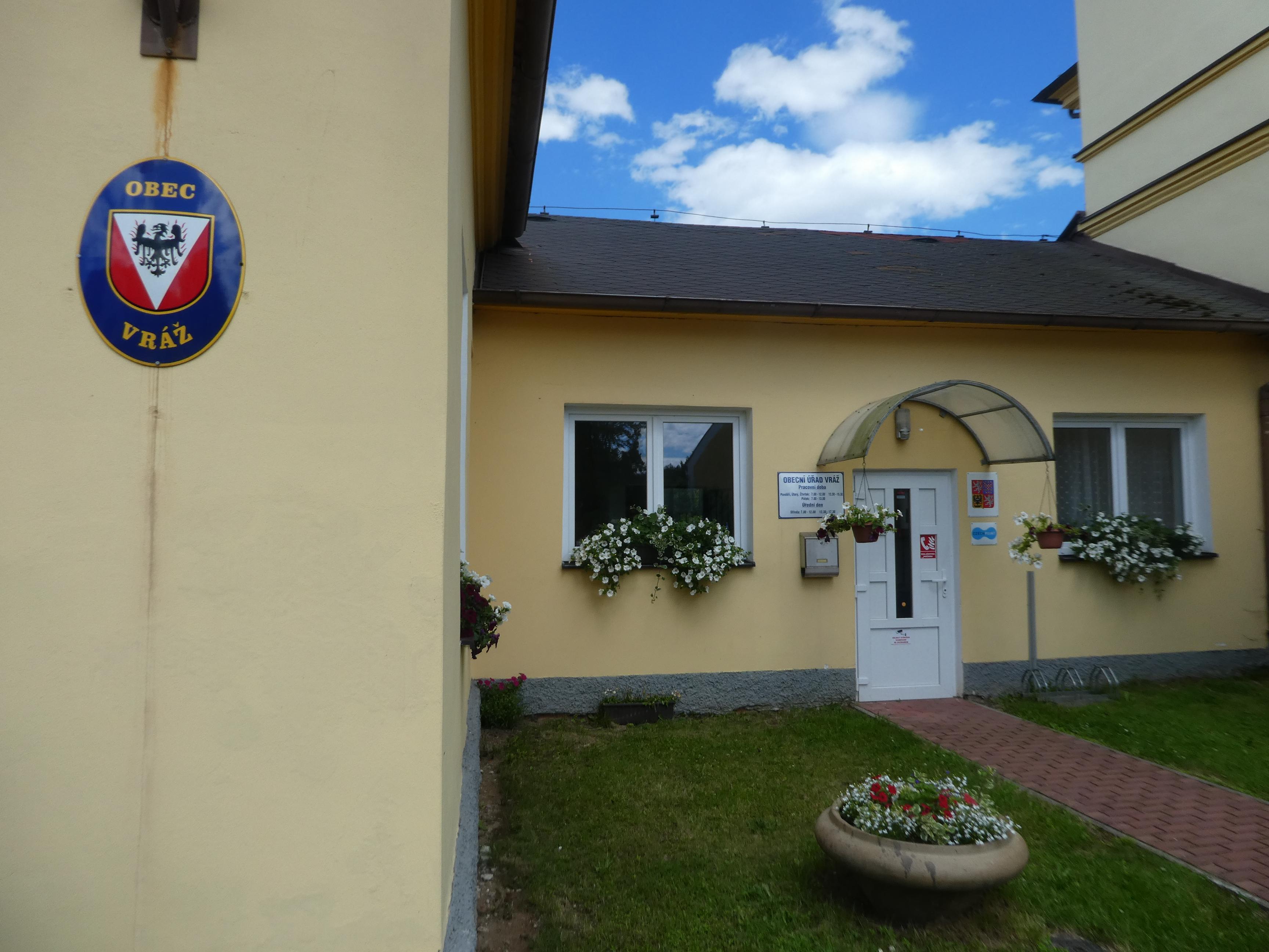 Vráž - obecní úřad foto 3