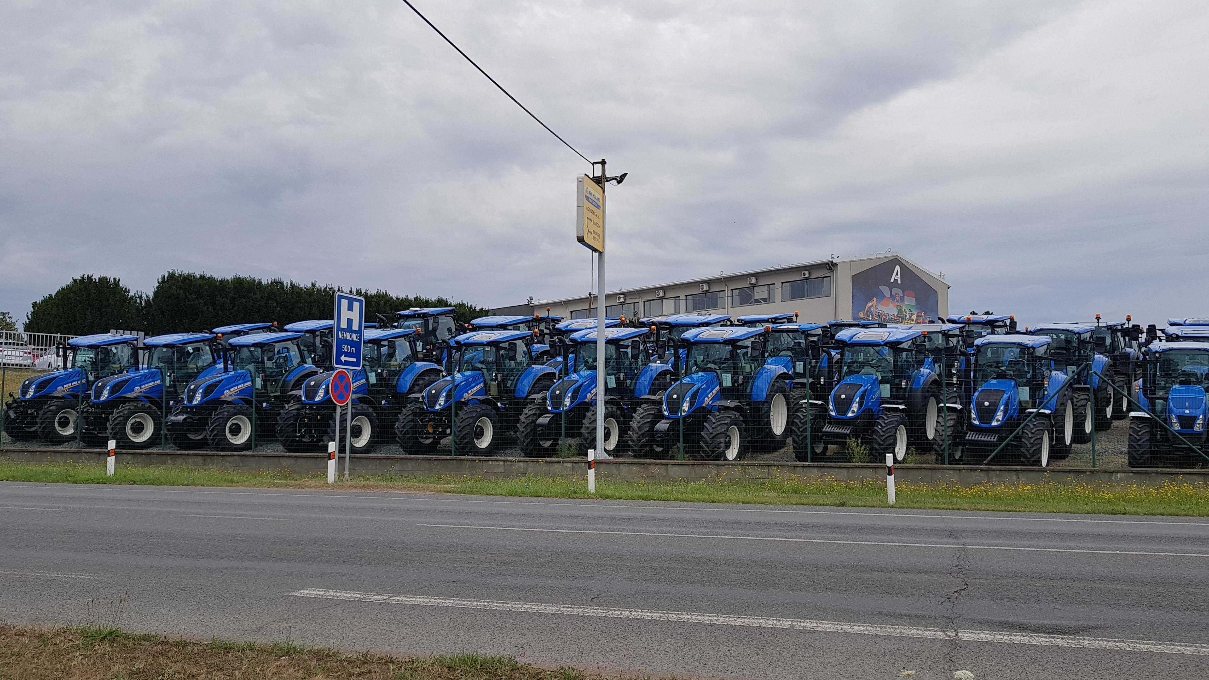 Zemědělská technika - AGROTEC foto 2