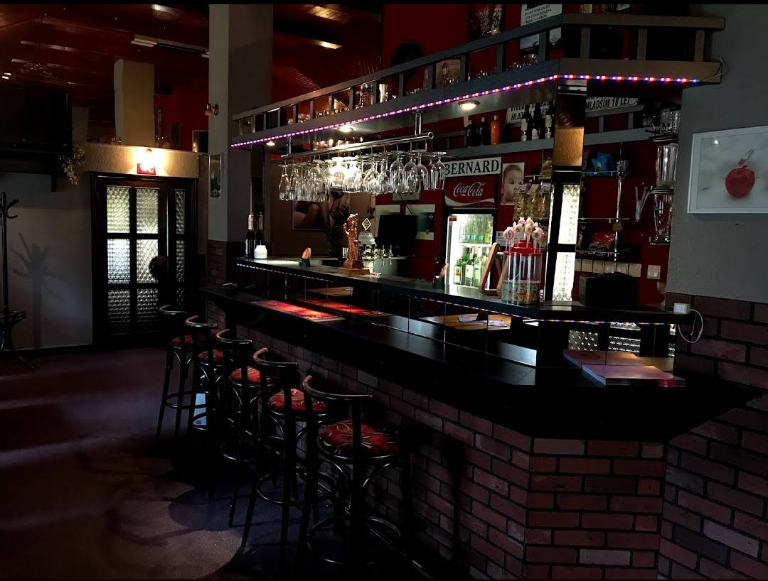 Restaurace Aura foto 2