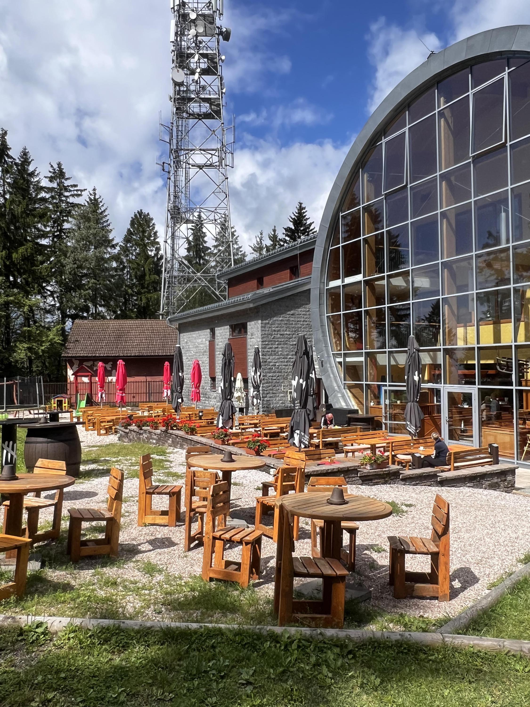 Restaurace Obří Sud foto 2