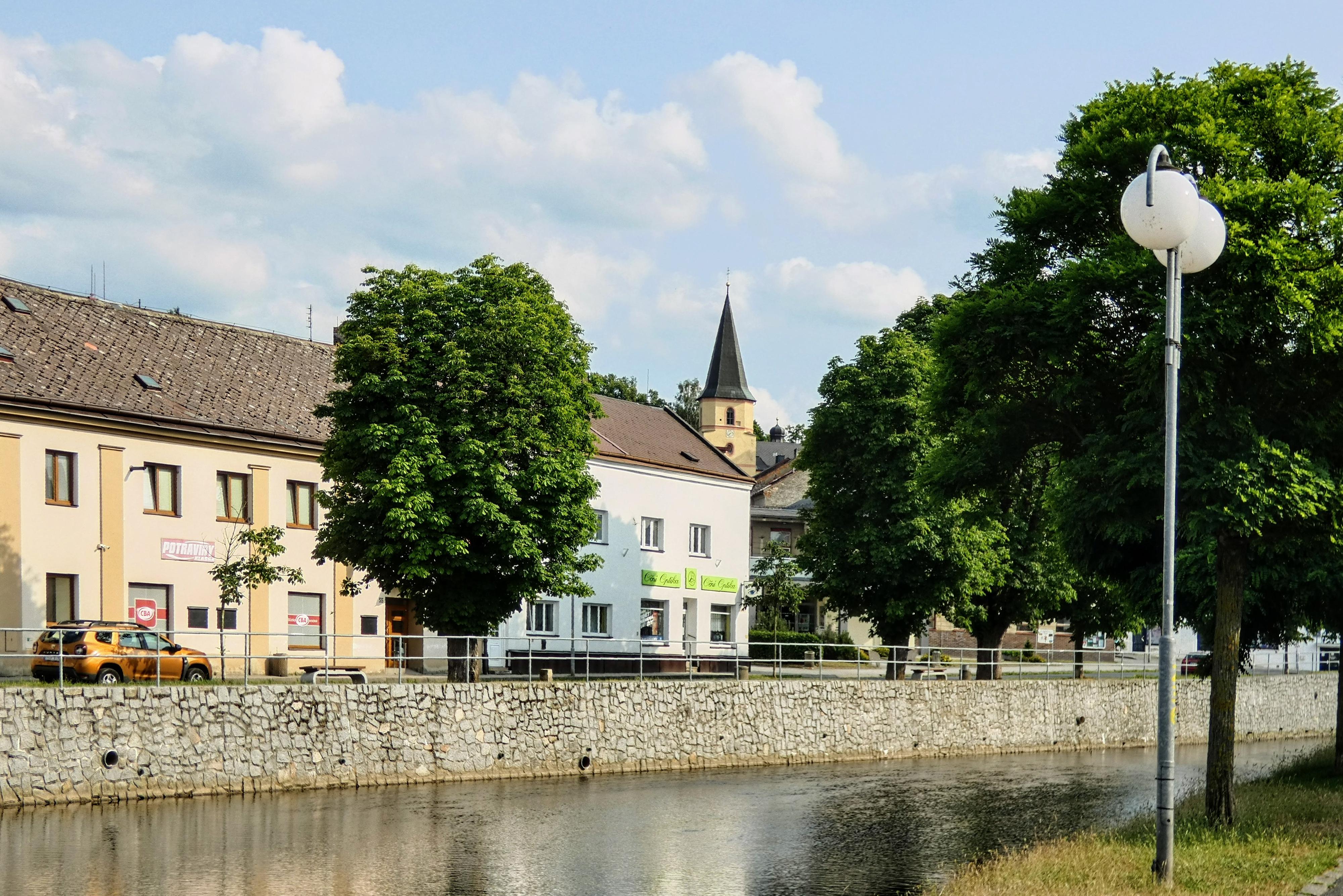 Cukrárna za řekou Nýrsko foto 3