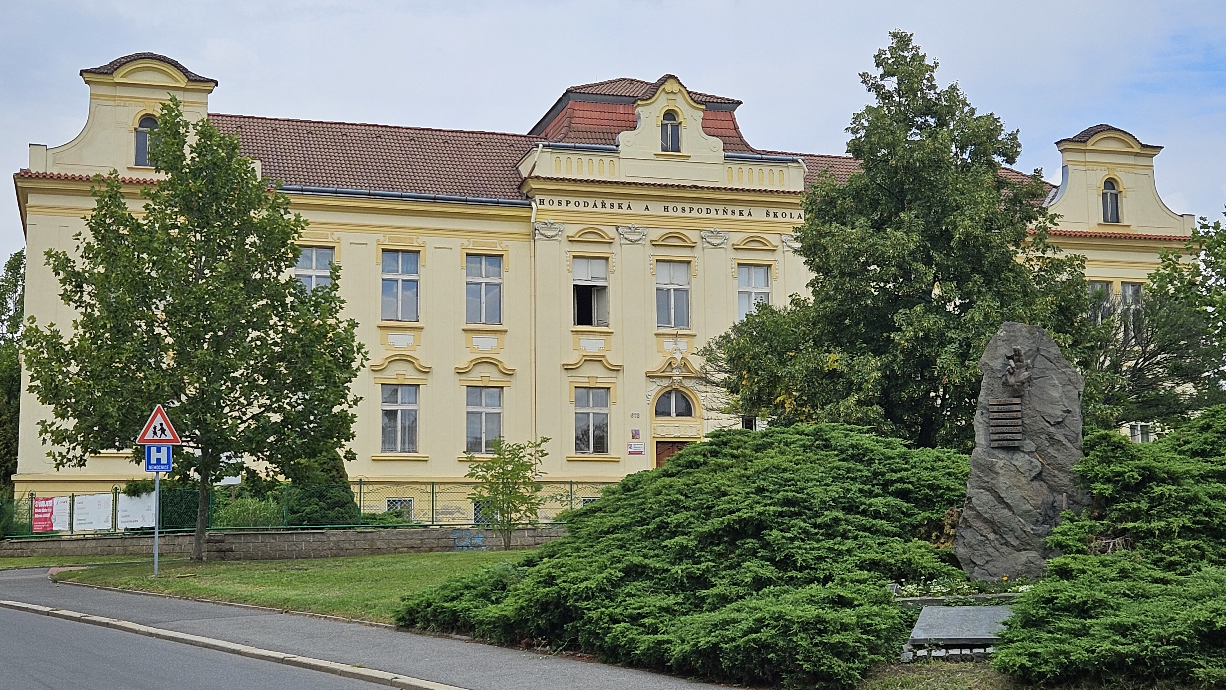 SOŠ a SOU Slaný foto 6