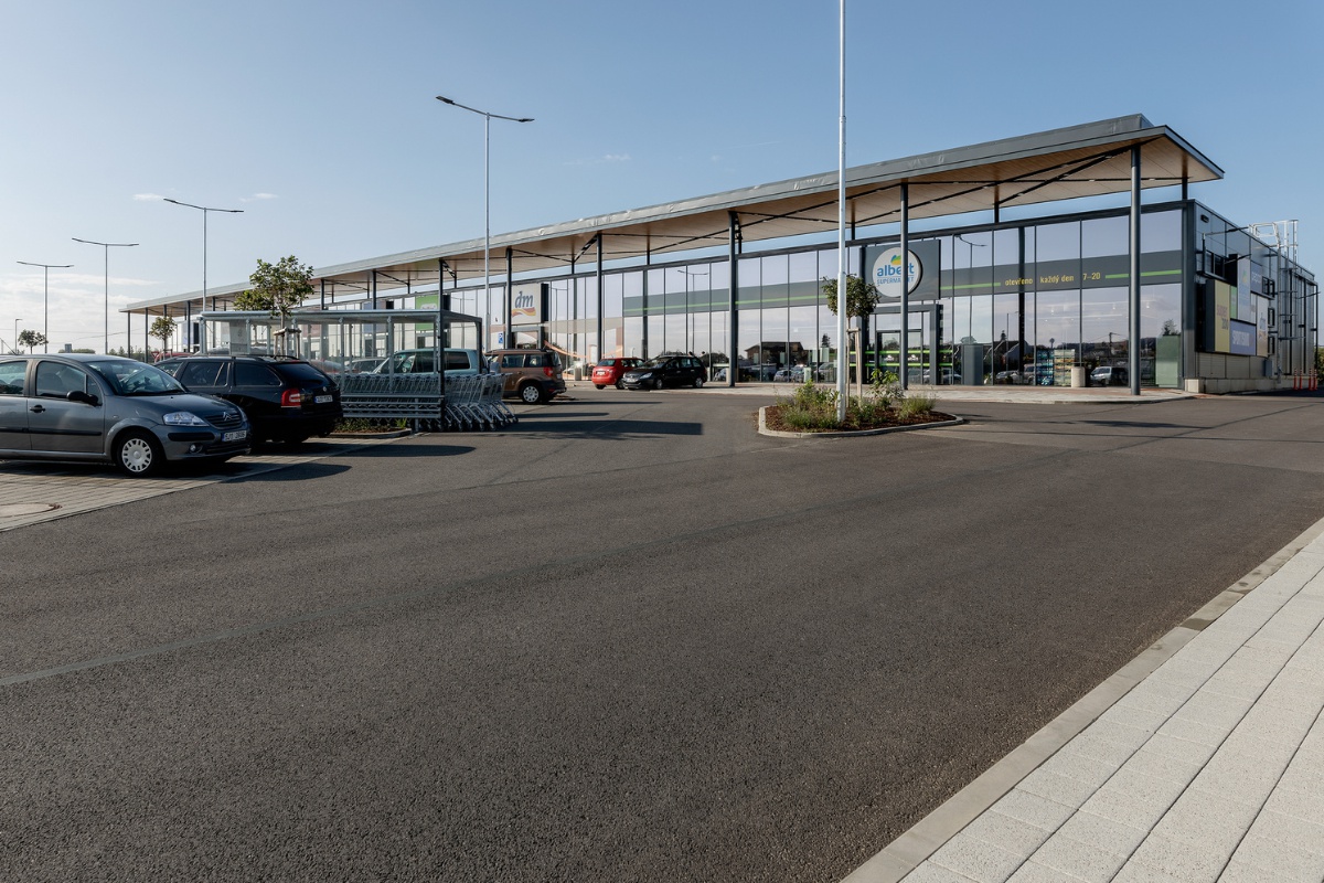 AVENTIN Shopping Moravské Budějovice foto 1