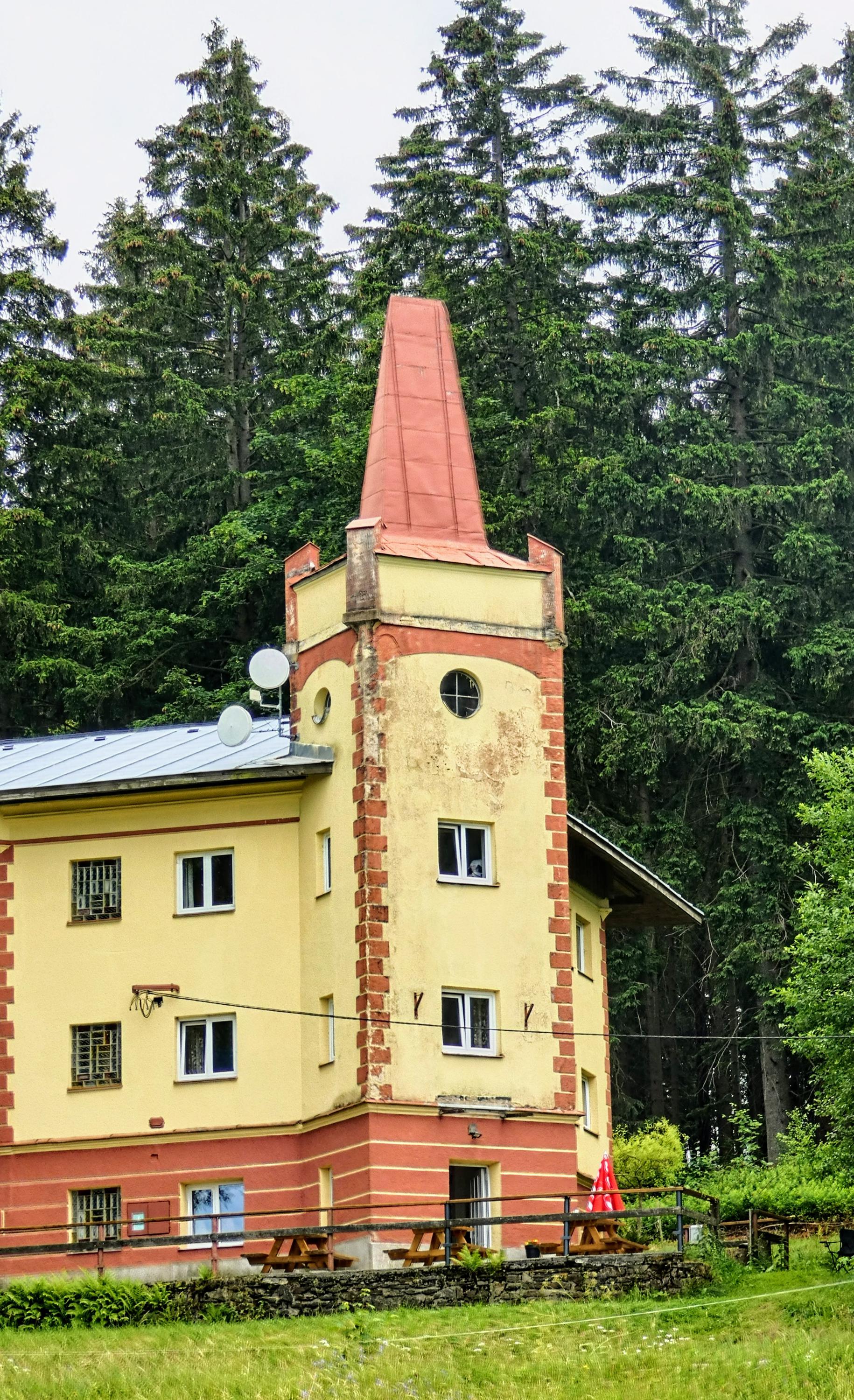 Turistická ubytovna Zámeček foto 6
