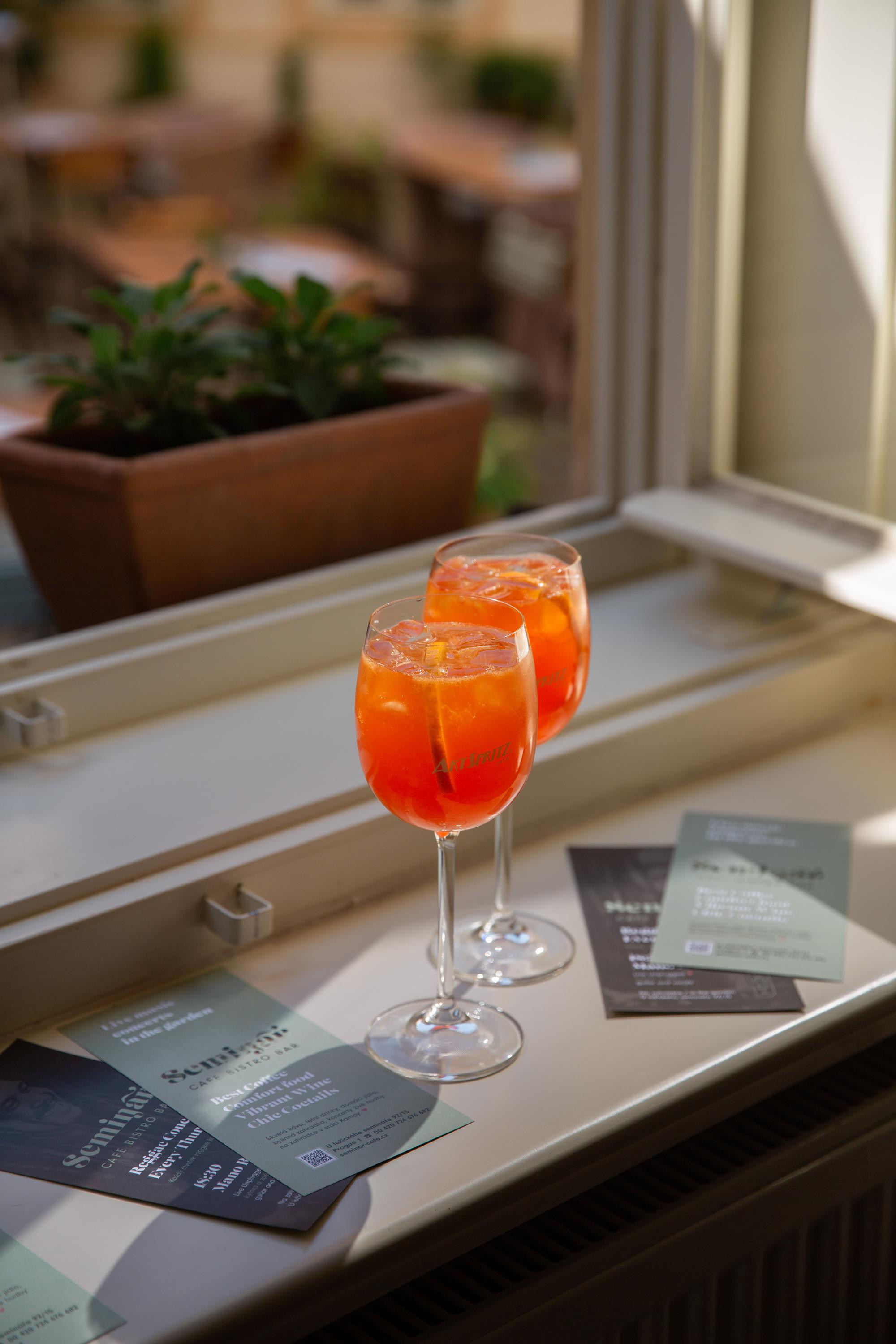 SEMINÁŘ Cafe Bistro Bar foto 5