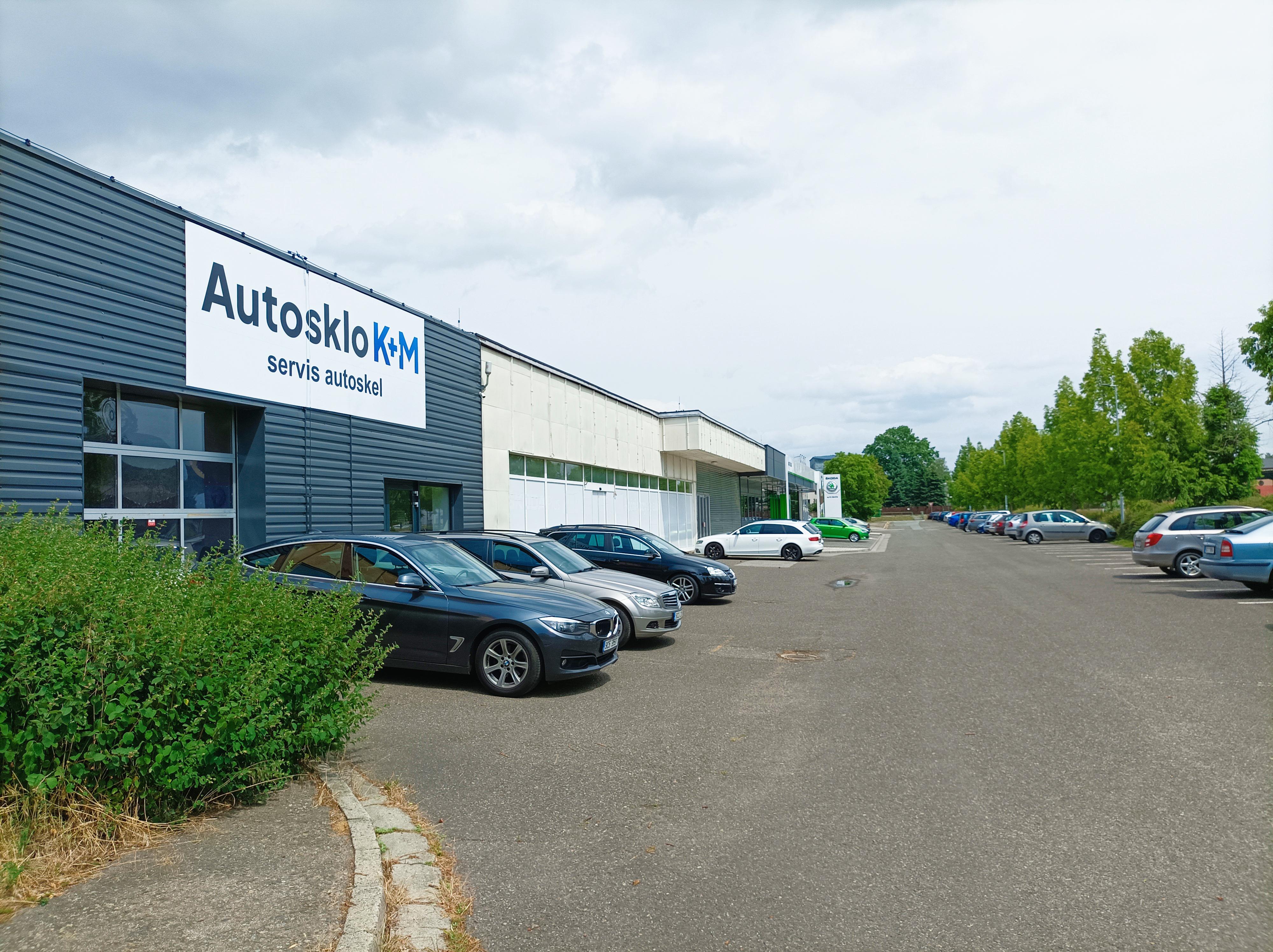 AUTOSKLO K + M, spol. s r.o. foto 2