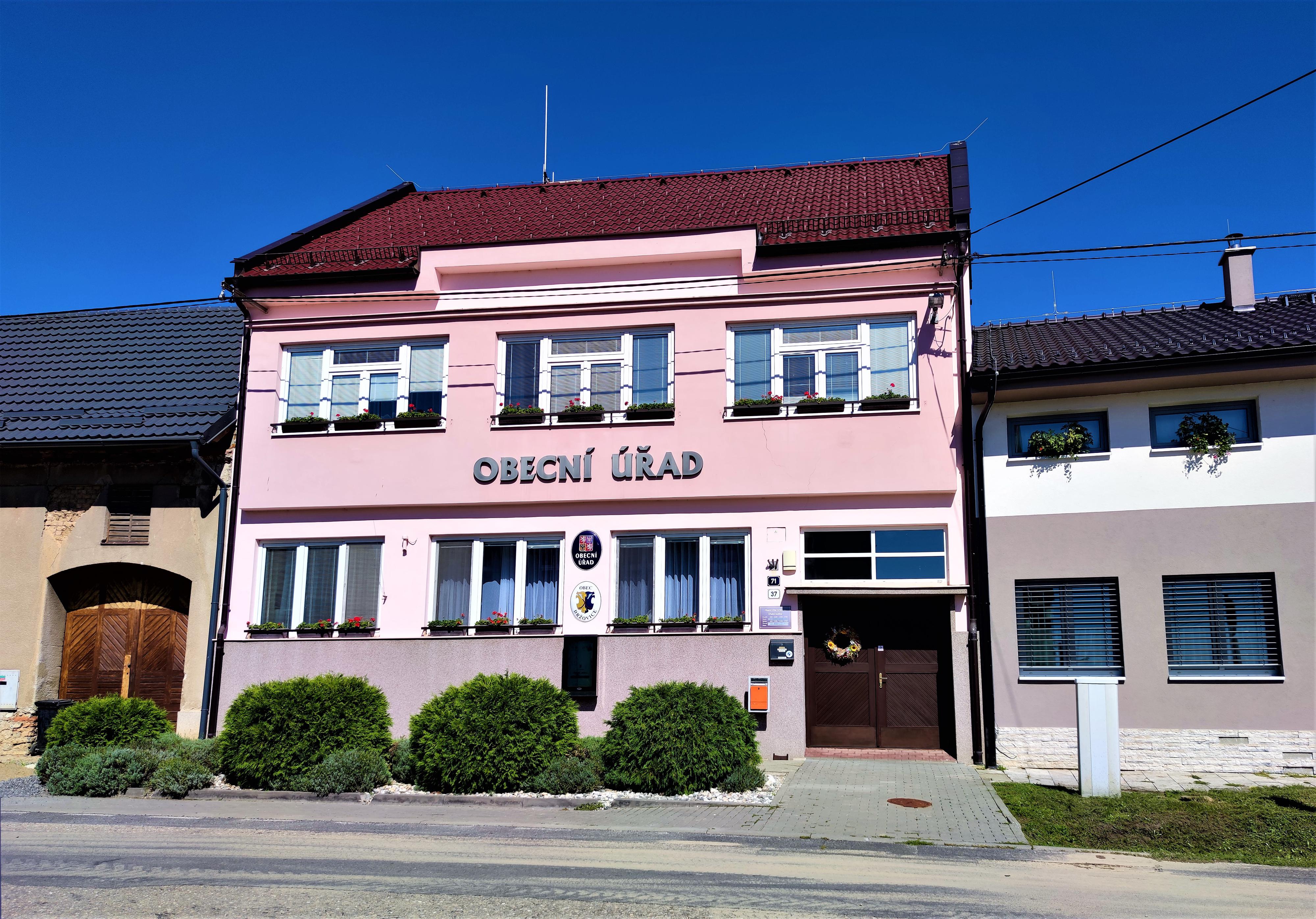 Držovice - obecní úřad foto 3