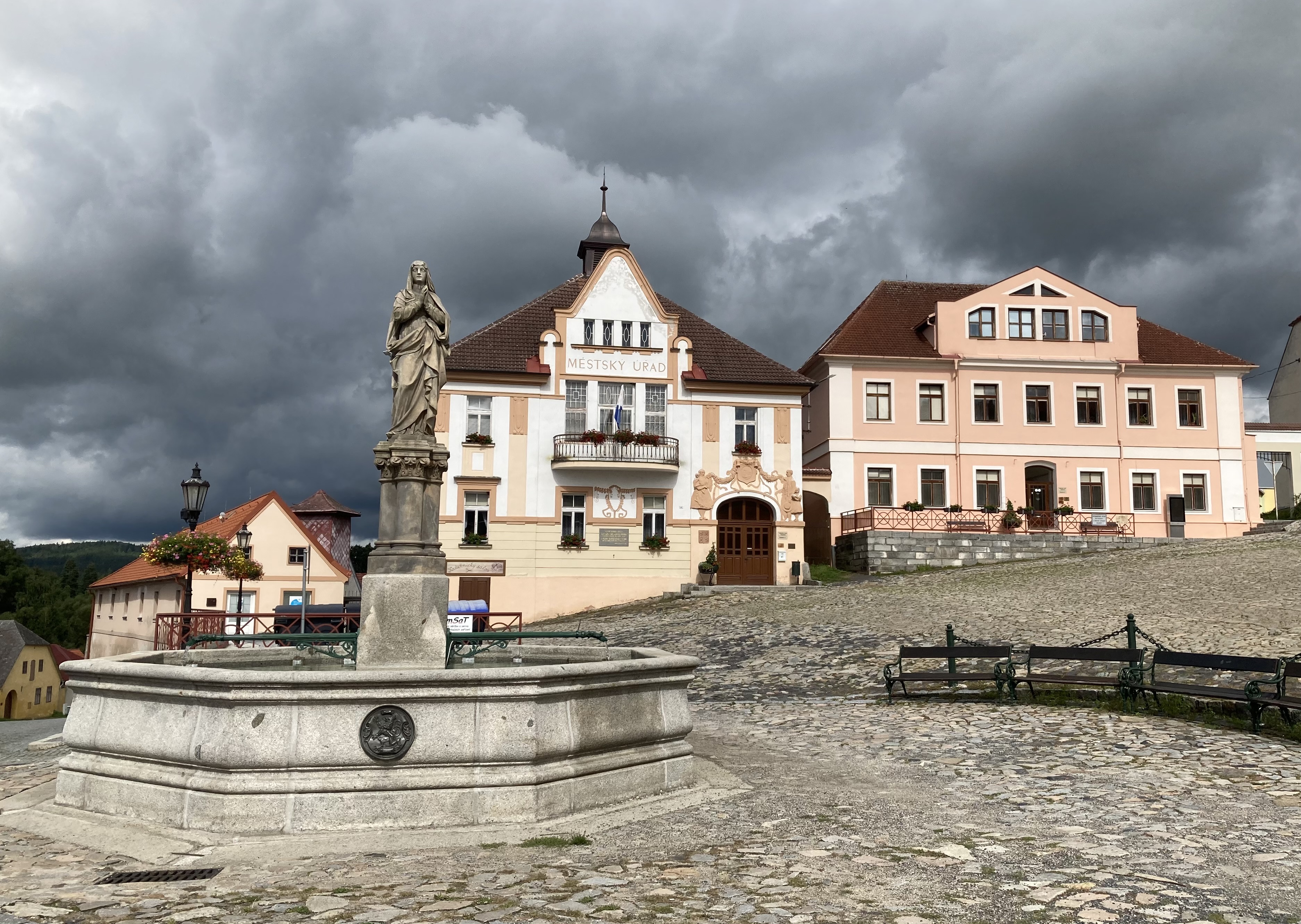 Nepomuk - městský úřad foto 2