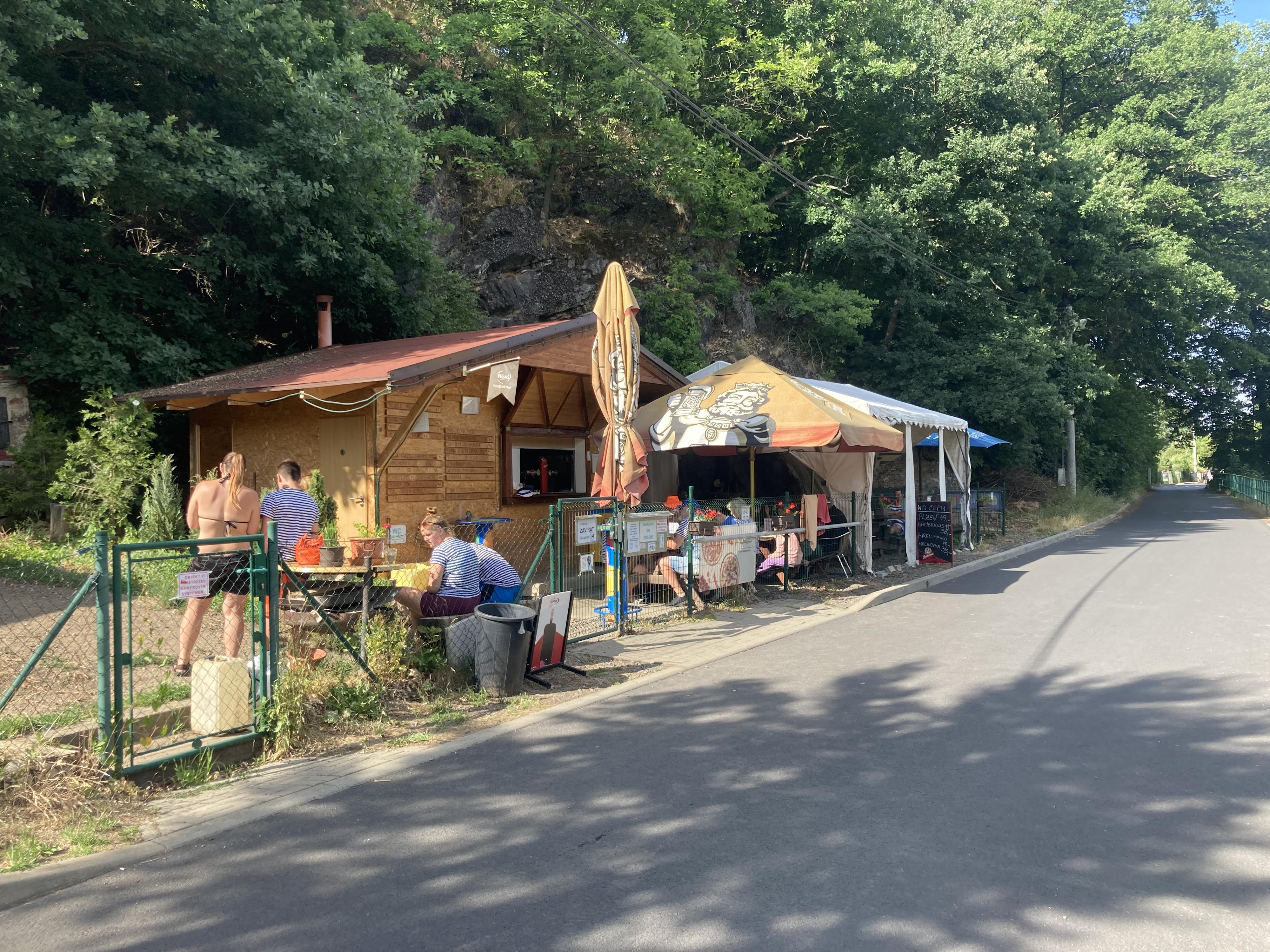 Občerstvení Pod skalou