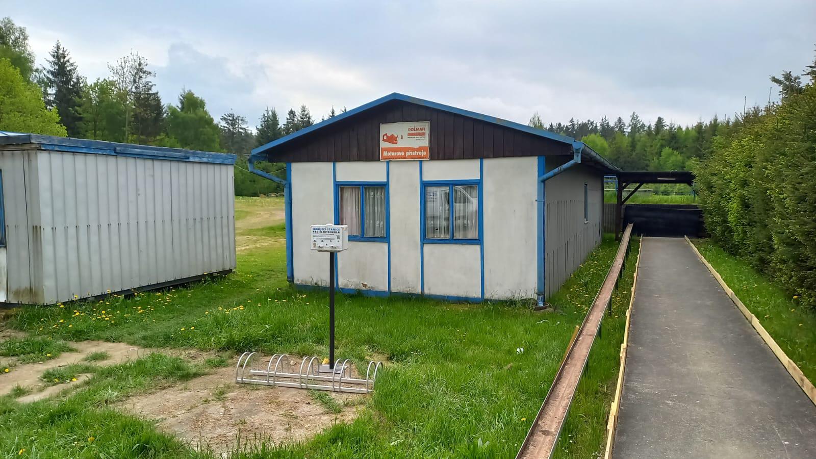 Nabíjecí stanice Obec Bezvěrov