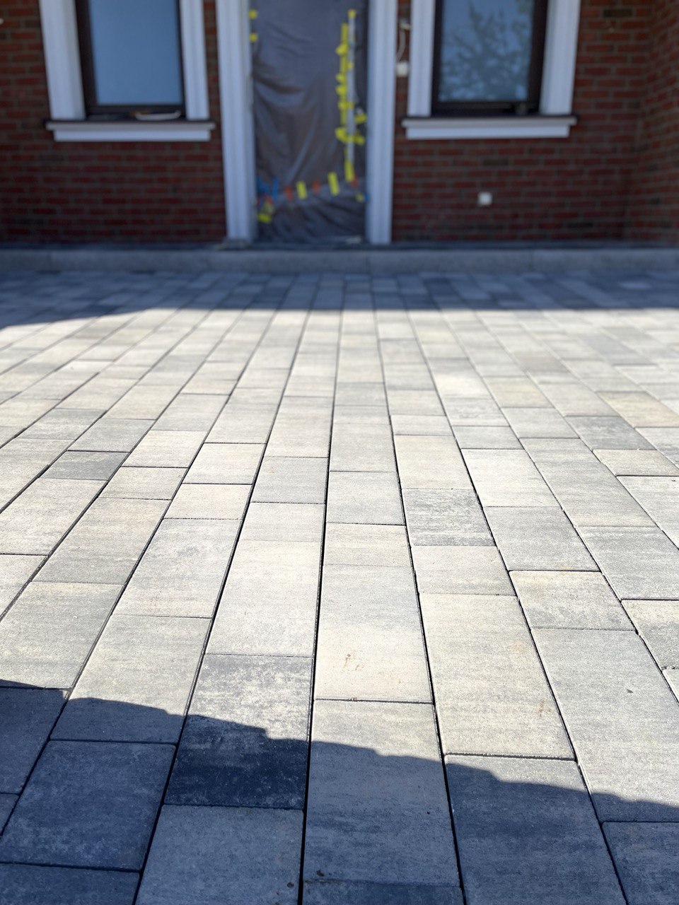 Pokládání zámkové dlažby