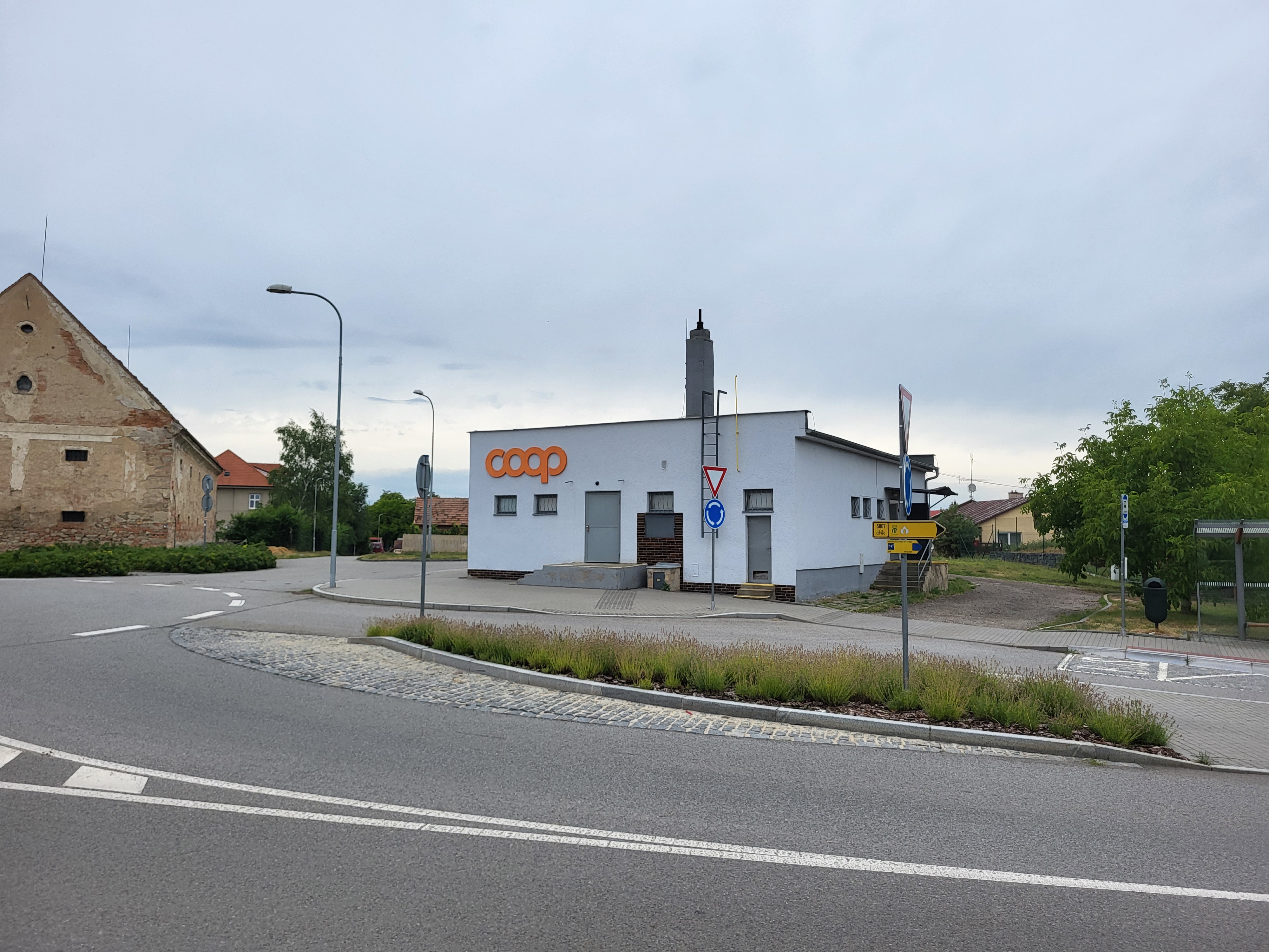 JEDNOTA, spotřební družstvo, Moravský Krumlov