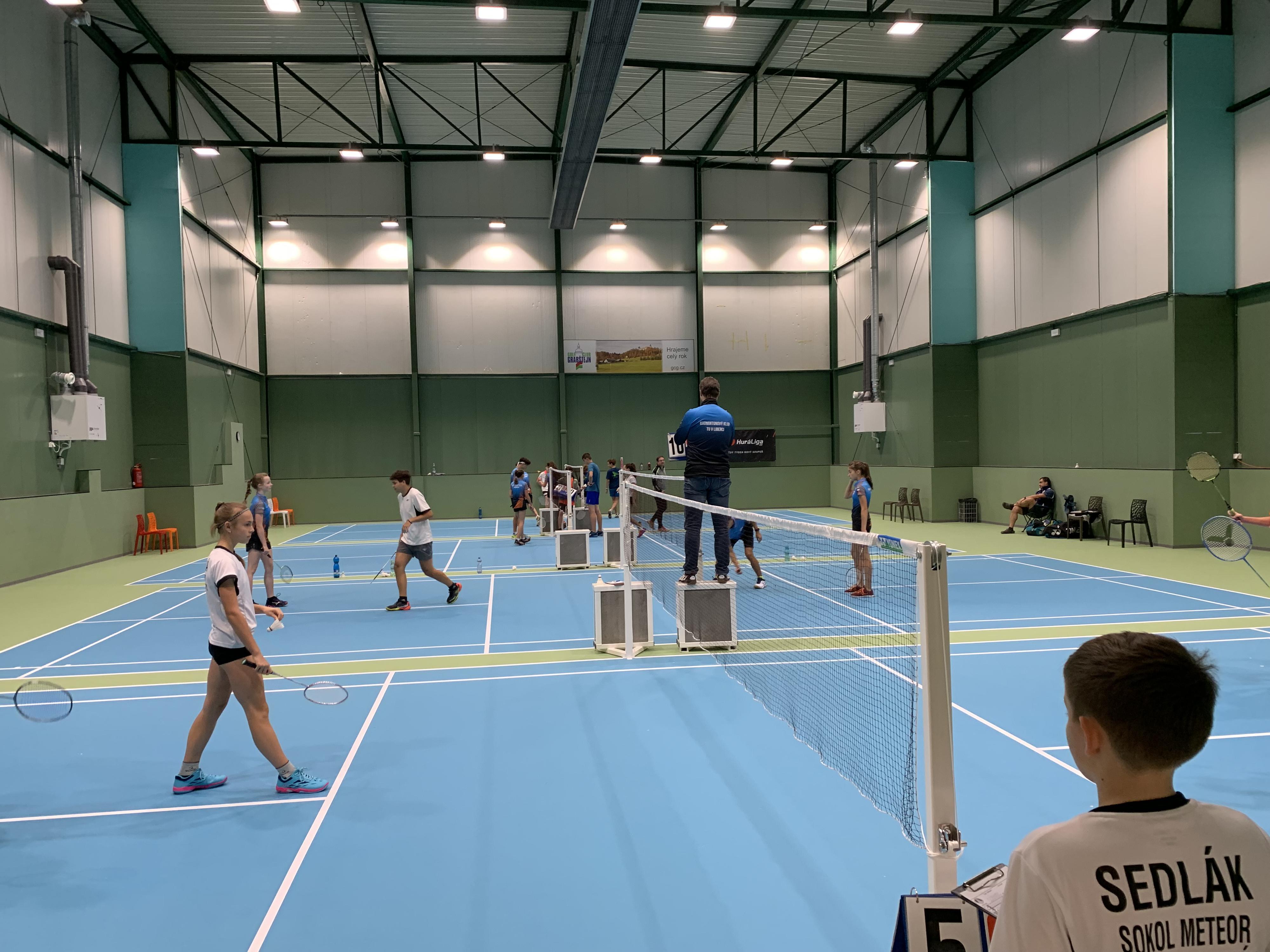Badminton u muzea foto 2