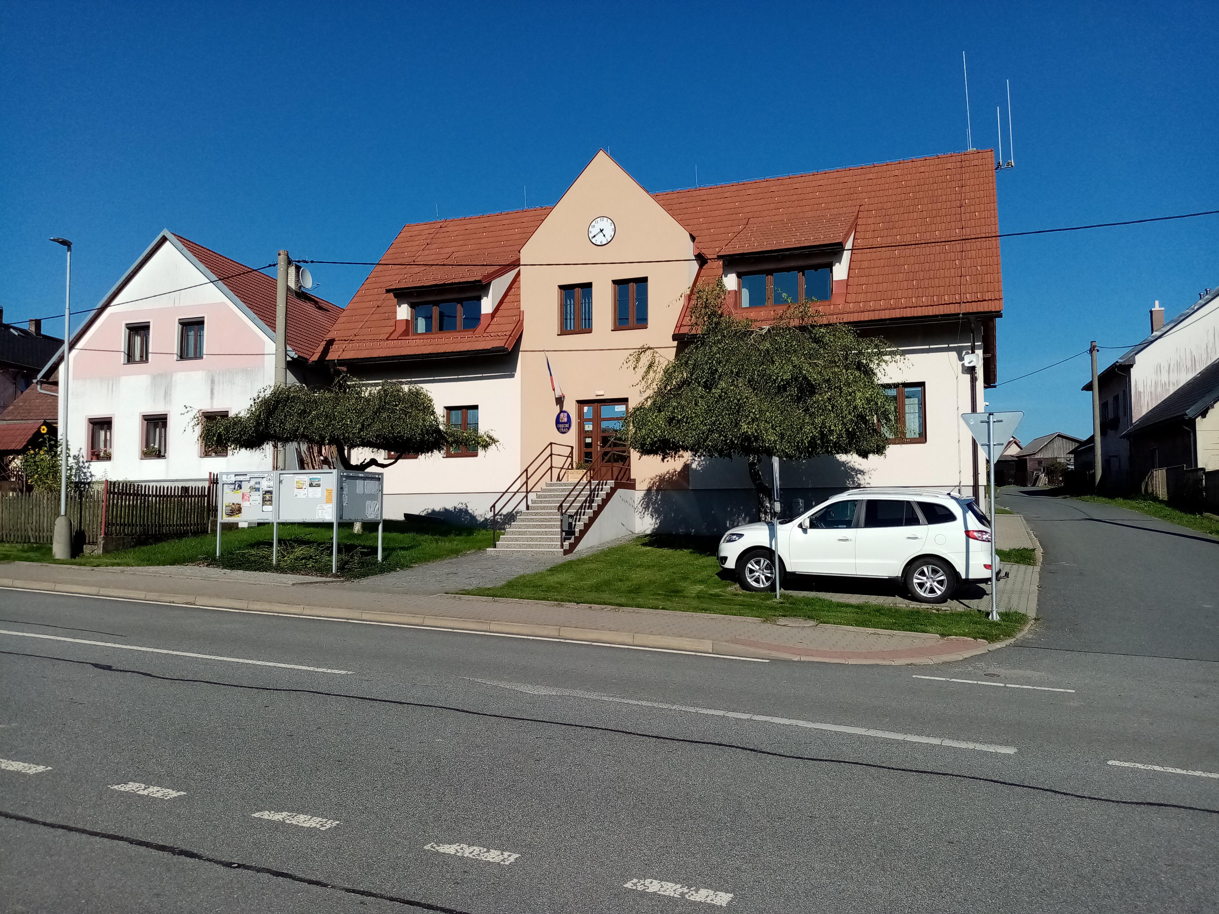 Jeníkov - obecní úřad