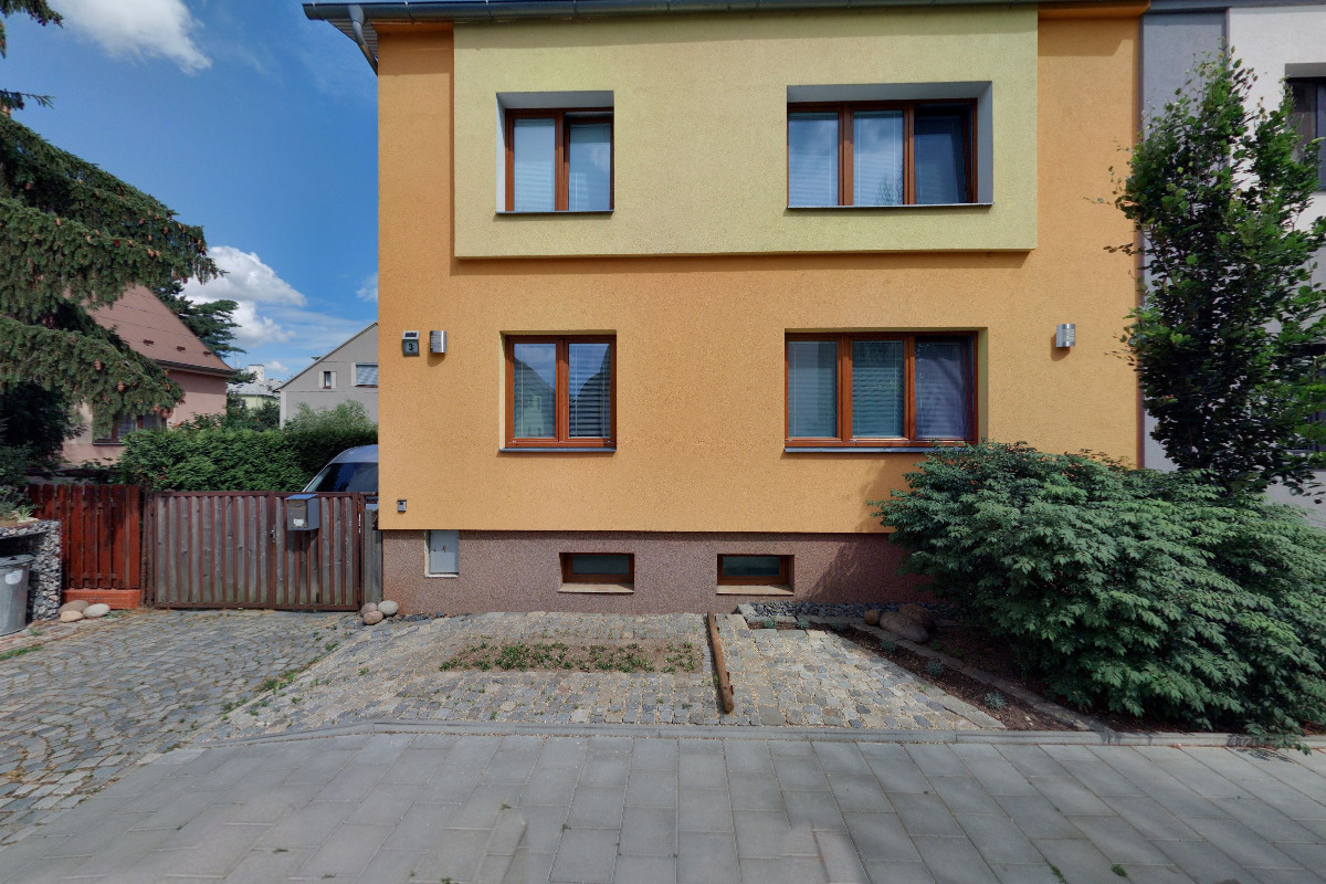 DIRECT System, s.r.o.