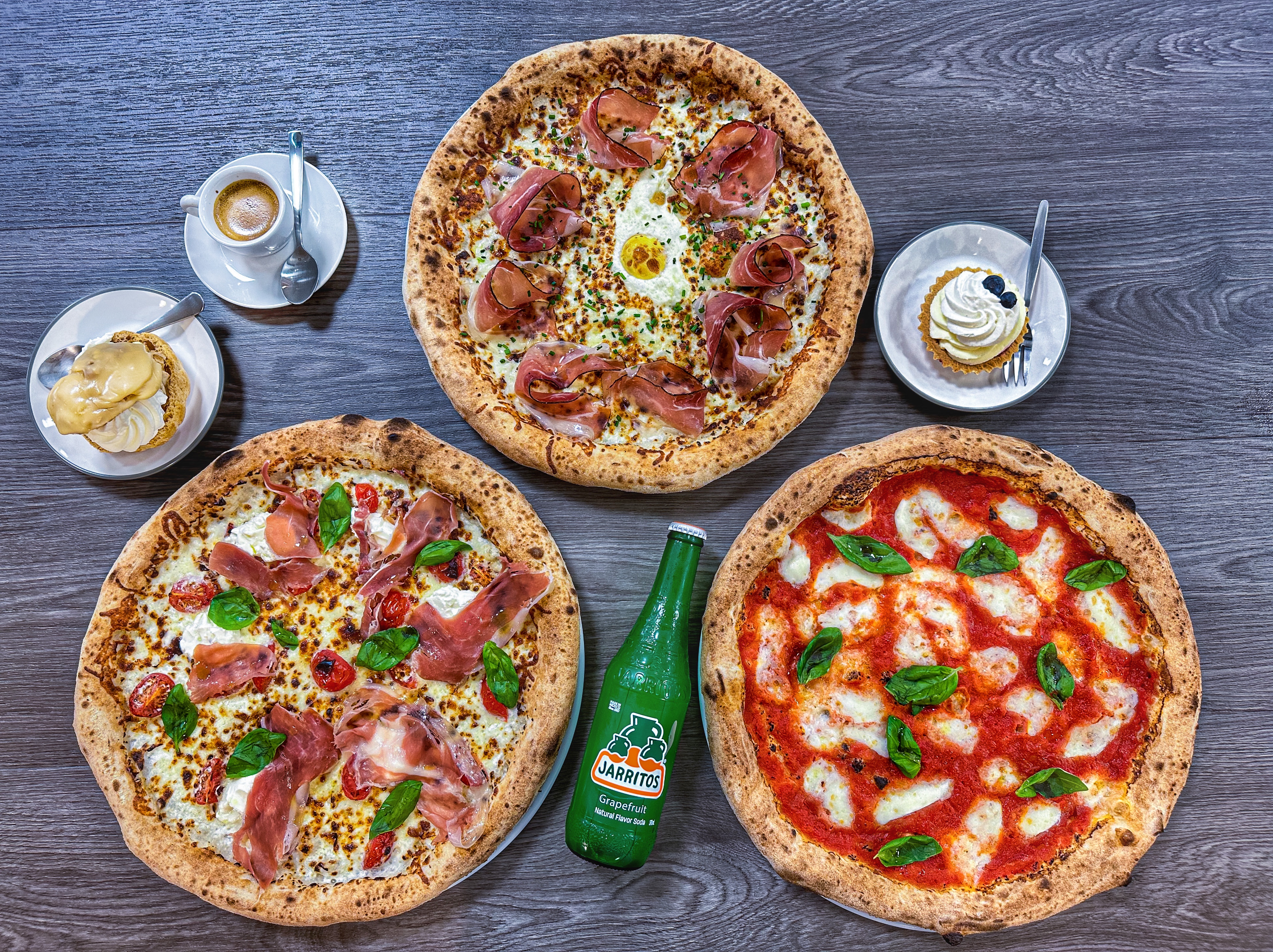 Ella's pizza foto 3