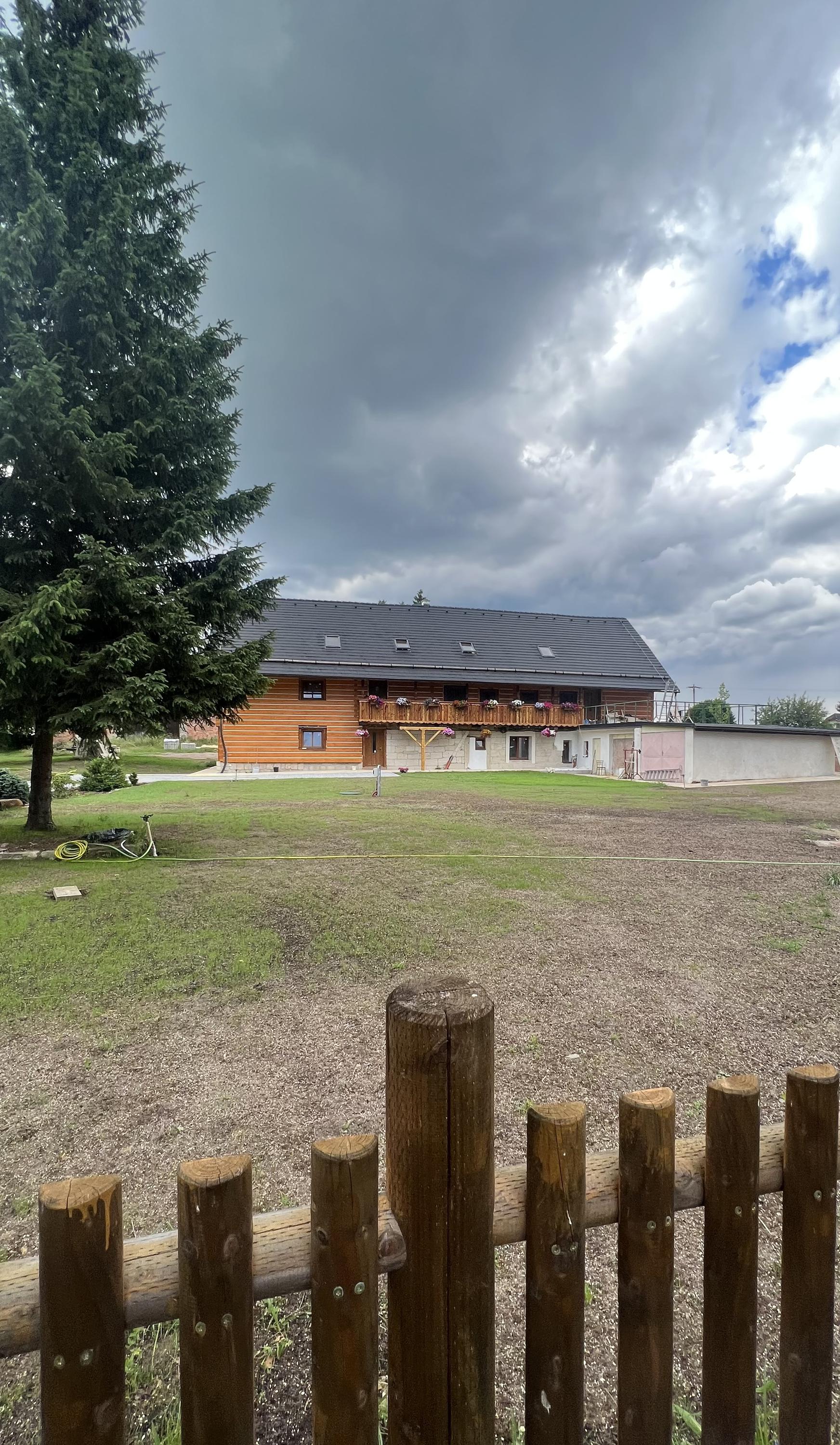 Roubenka U Lesní školky foto 3
