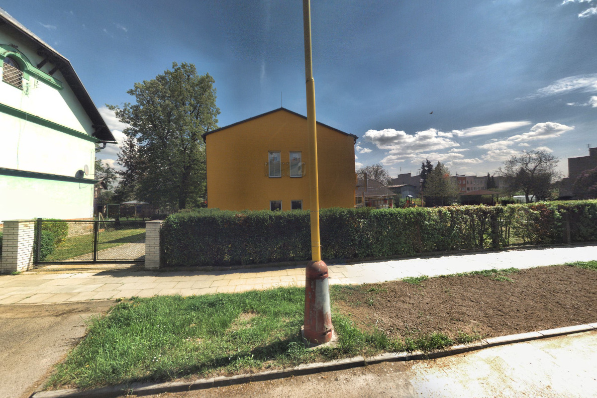 ZŠ a MŠ Červenka, Nádražní