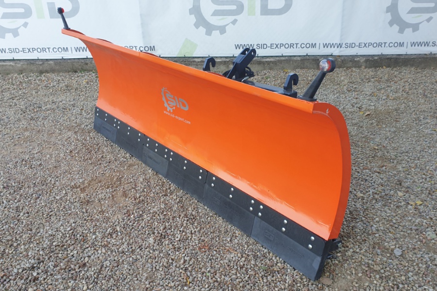 Prodej sněhových radlic a pluhů