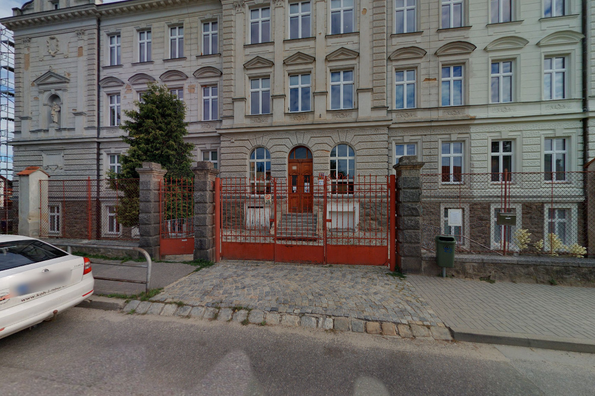 Základní škola Netolice, okres Prachatice foto 2