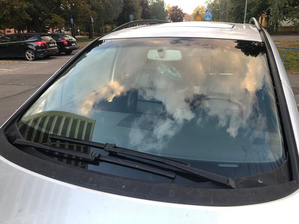 AUTOSKLO Adam Hron foto 4