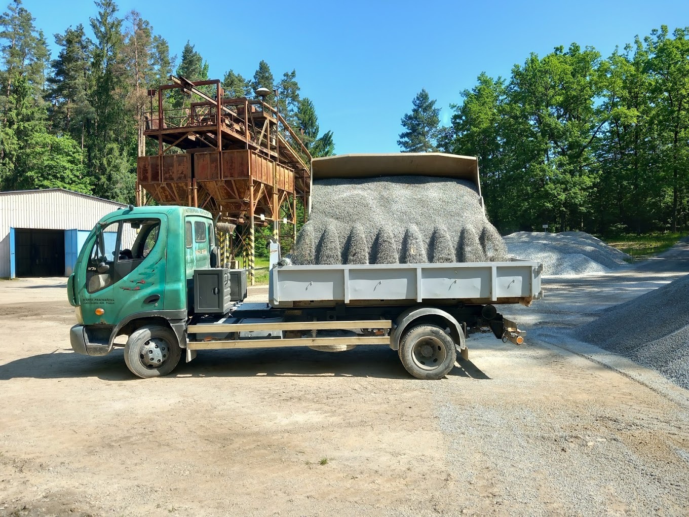 Autodoprava a Kontejnery Třeboň Jan Ježek & Marta Prachařová foto 2