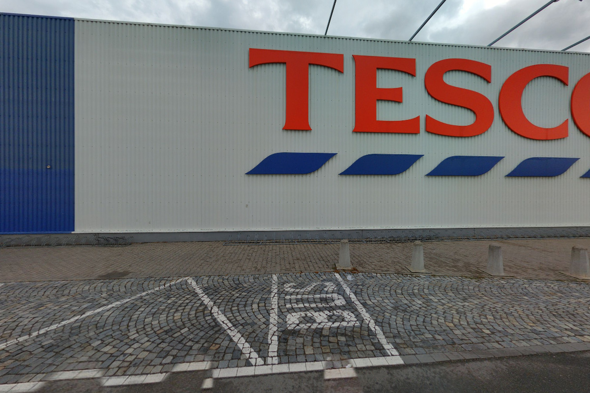 SPACE mobilní telefony