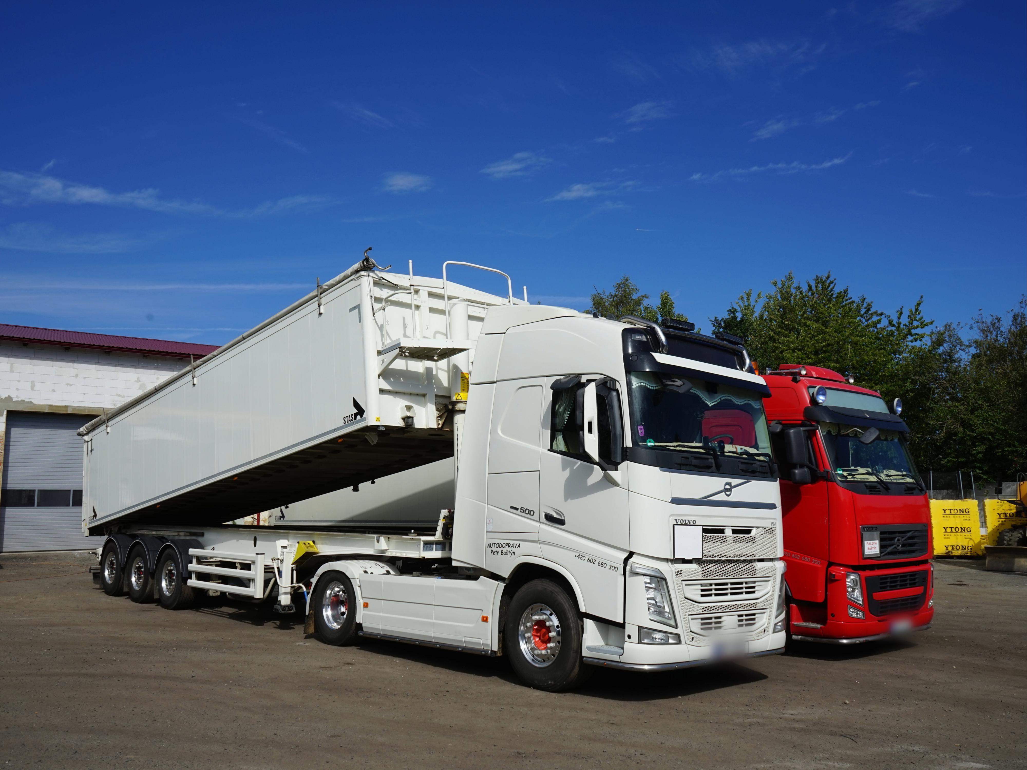 Paliva a kameniva Petr Baštýn foto 4