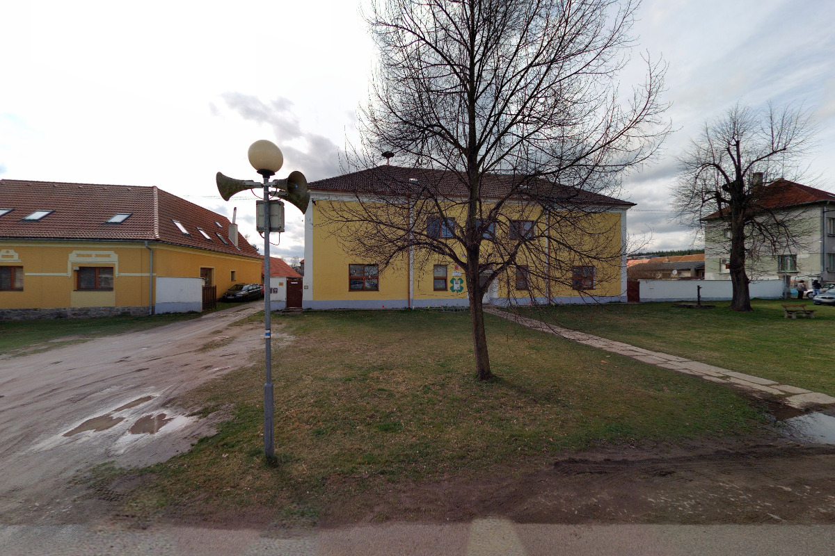 Kestřany - obecní úřad foto 4