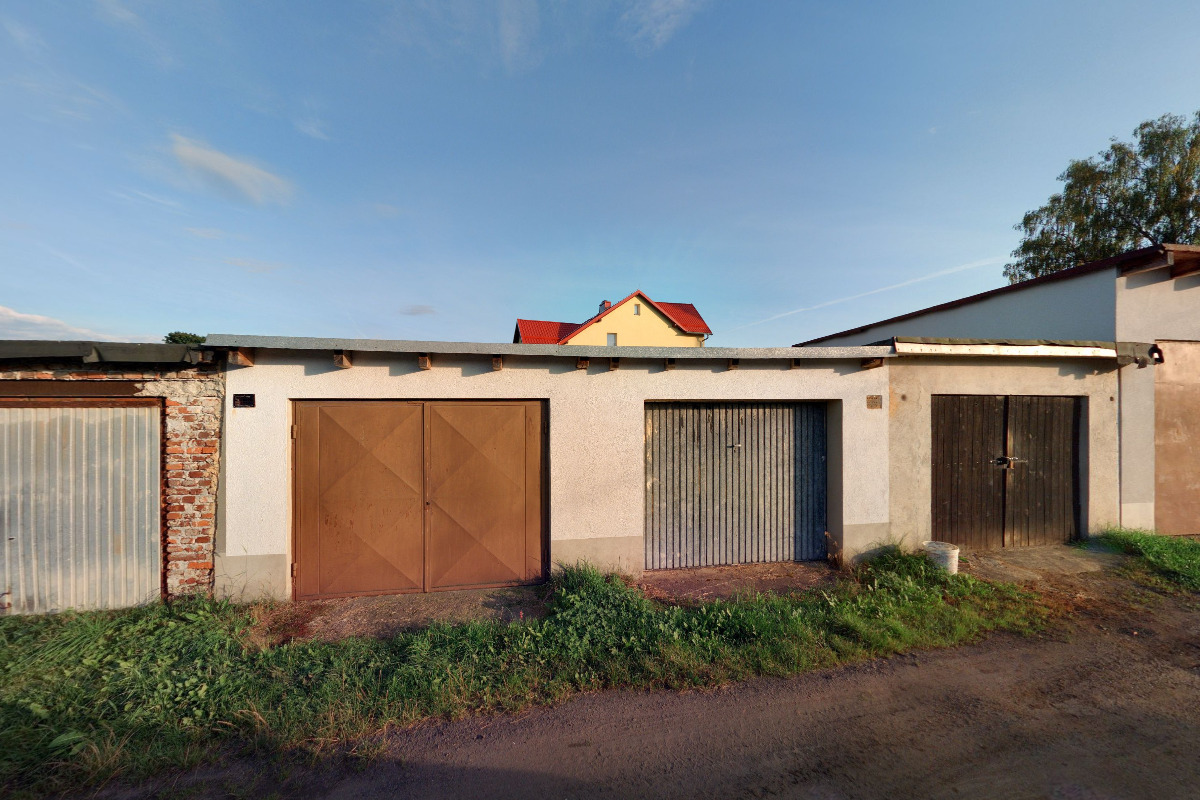 Autoservis U garáží