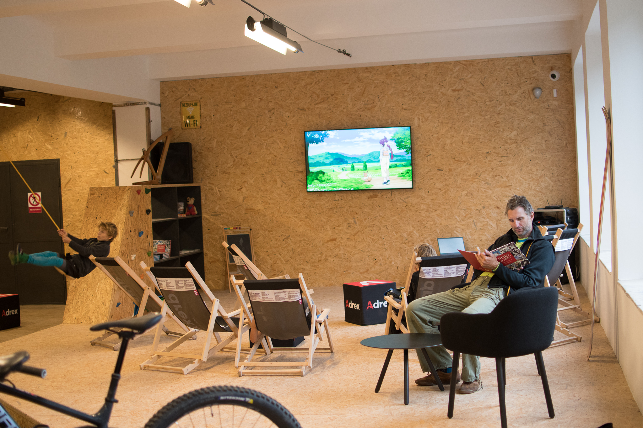 ADREX BASE CAMP foto 6