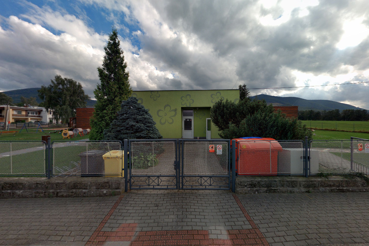 Jubilejní základní škola prezidenta Masaryka a Mateřská škola Trojanovice, okres Nový Jičín