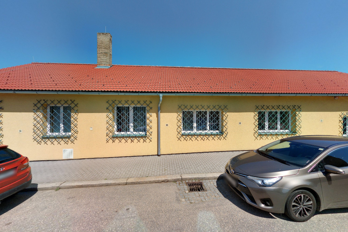 Pneuautosevis, přeprava osob Petr Janura