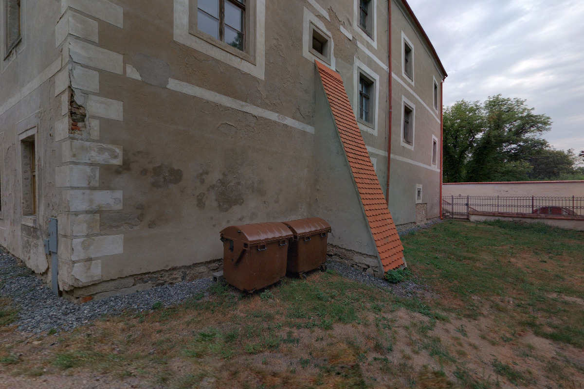 Obecní knihovna Police foto 2