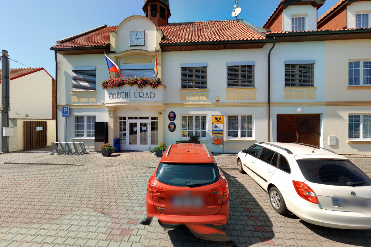 Osek nad Bečvou - obecní úřad foto 6