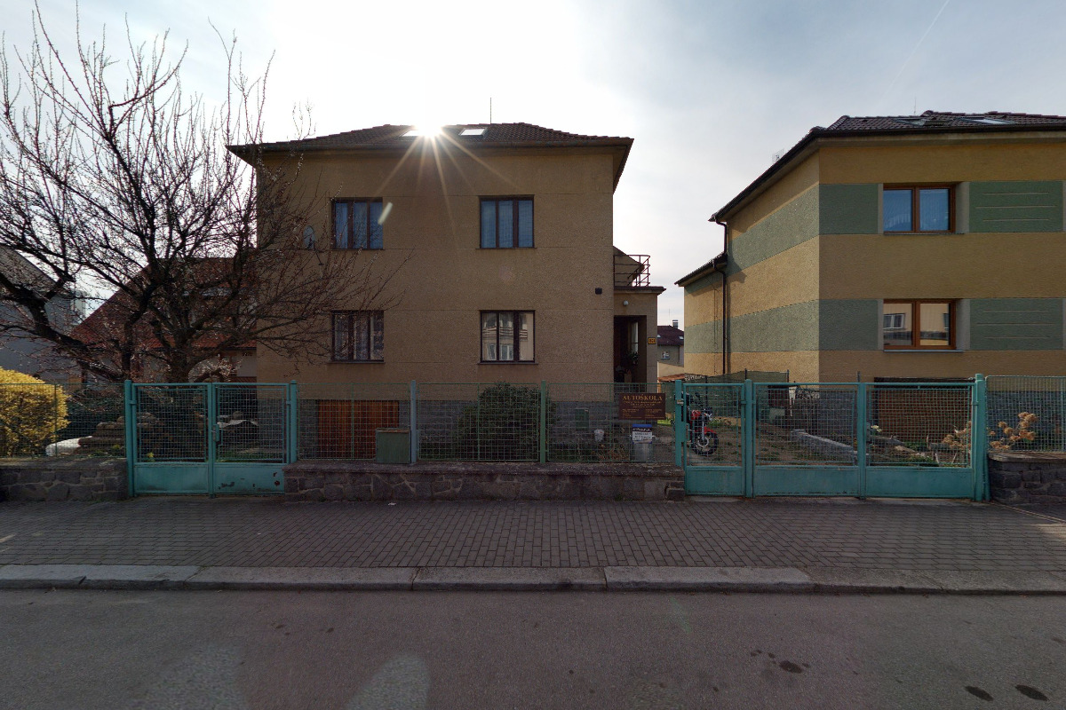 AUTOŠKOLA - Ing. Petr Hoštička foto 2