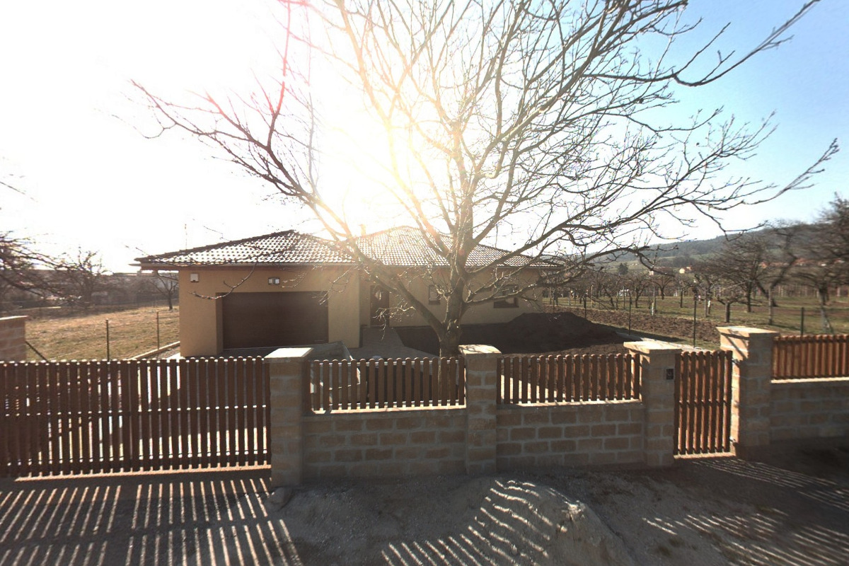 Haná - plast foto 2