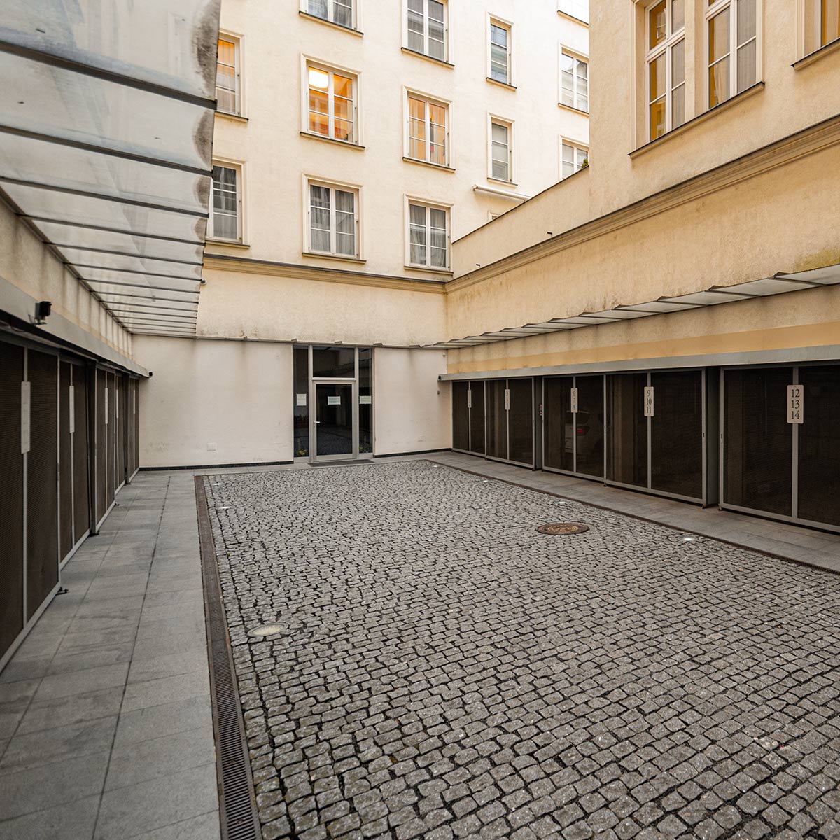 MR.PARKIT - Parking Senovážné náměstí foto 3