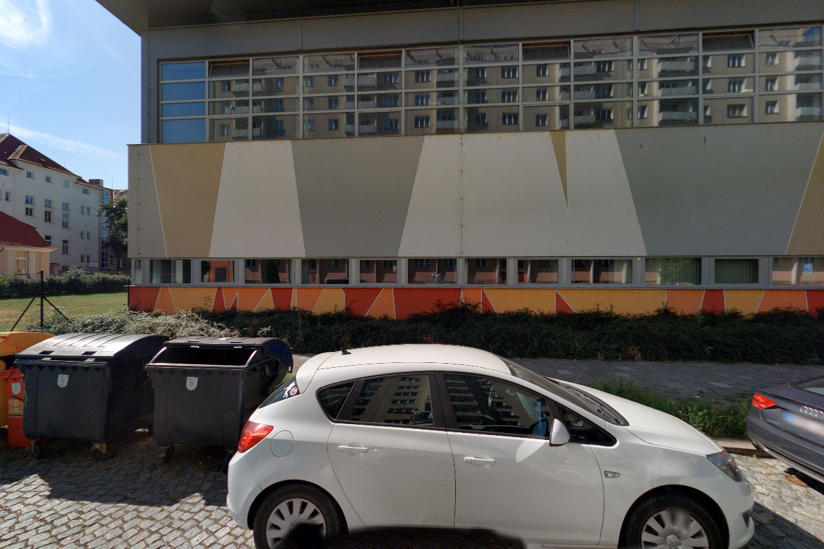 Vyšší odborná škola a Střední průmyslová škola elektrotechnická, Olomouc, Božetěchova 3 foto 4