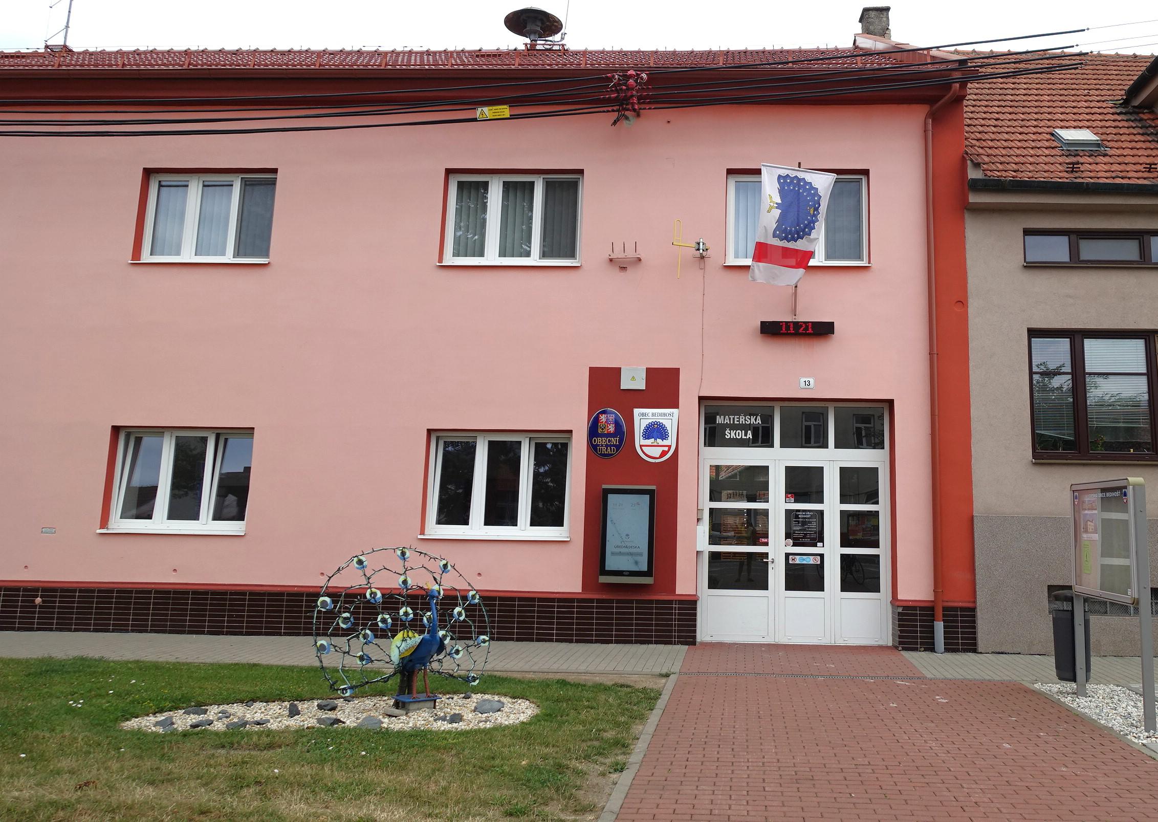 Bedihošť - obecní úřad foto 2