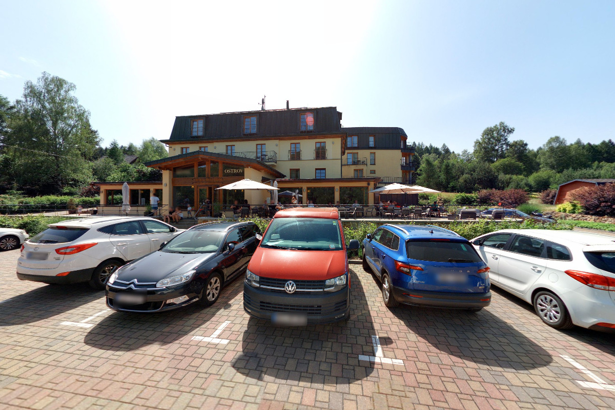 Hotel Ostrov - Nabíjecí stanice foto 4