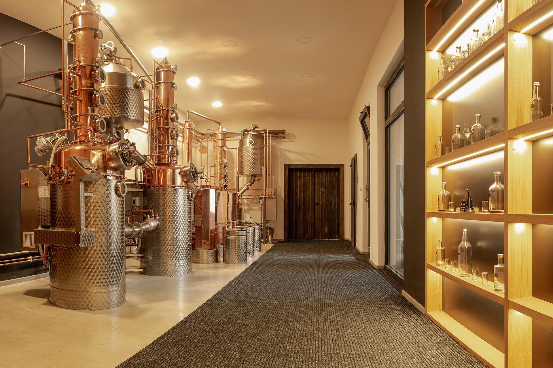 Pálenice U Dálnice - OLD DISTILLERY