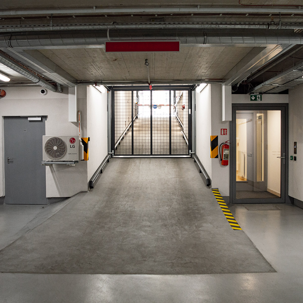 MR.PARKIT - Parking Hotel Cube foto 3