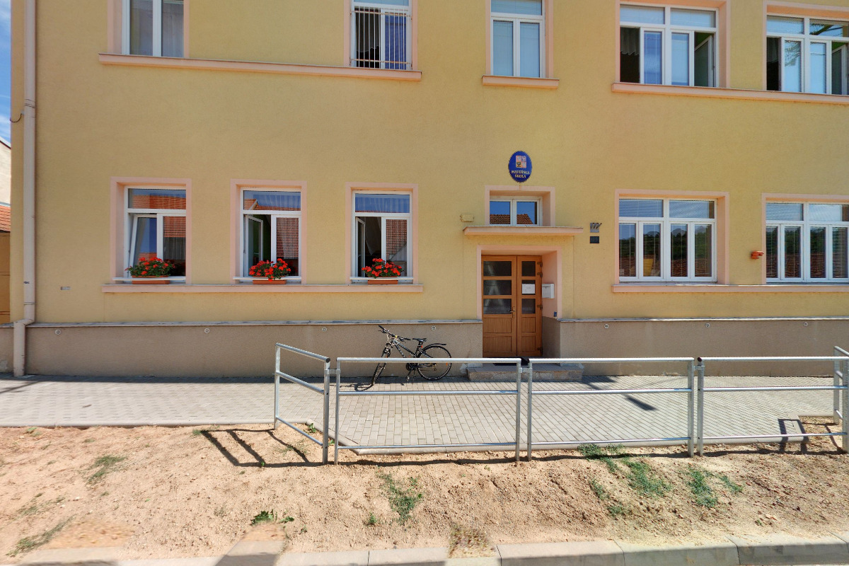 Obecní knihovna Hostěrádky