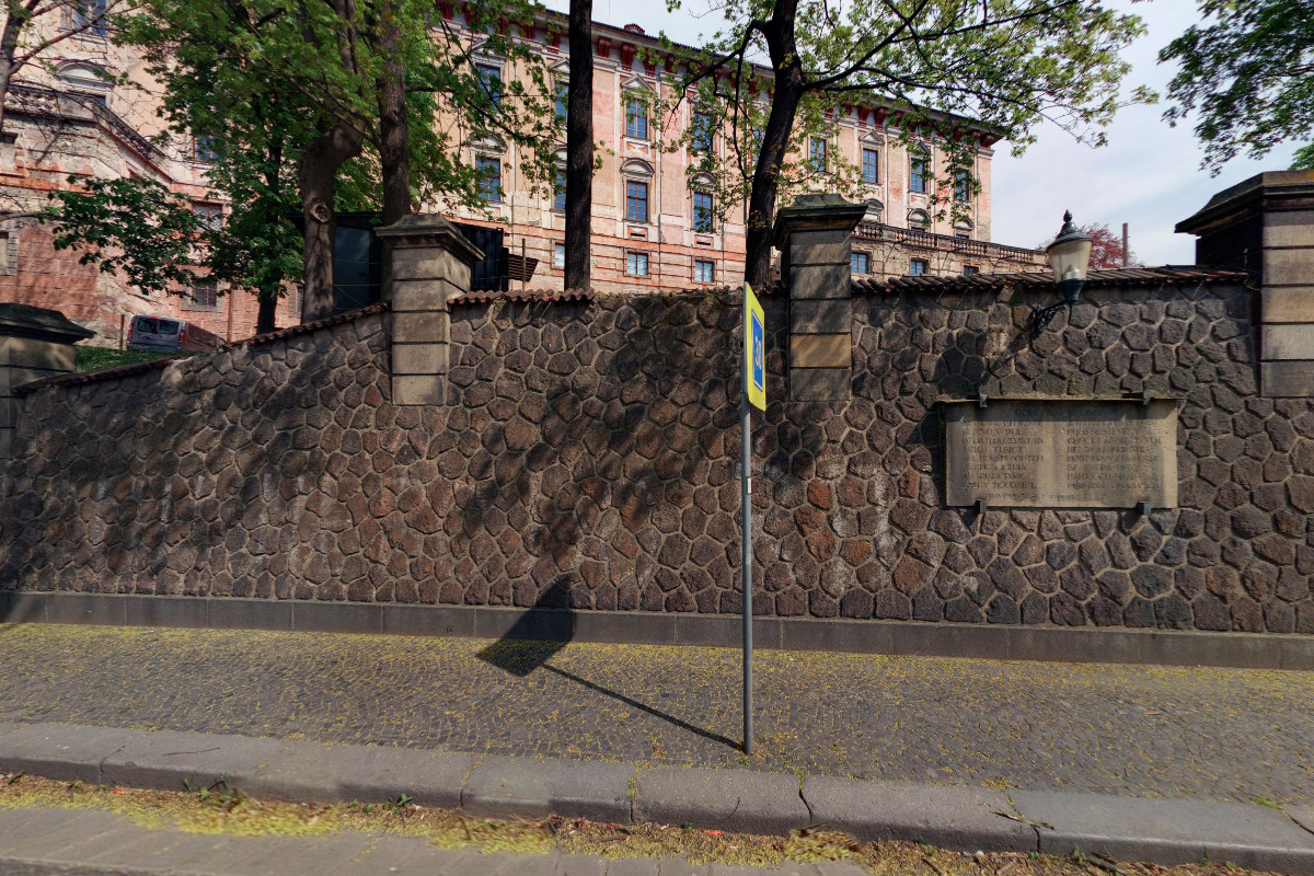 Street Buffet RCNL Podzámčí foto 6