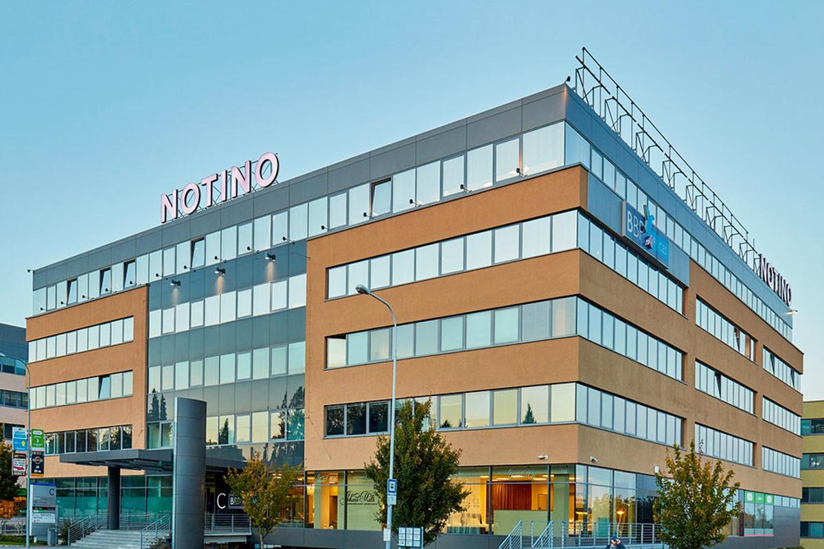 MR. PARKIT - Parking Londýnské náměstí