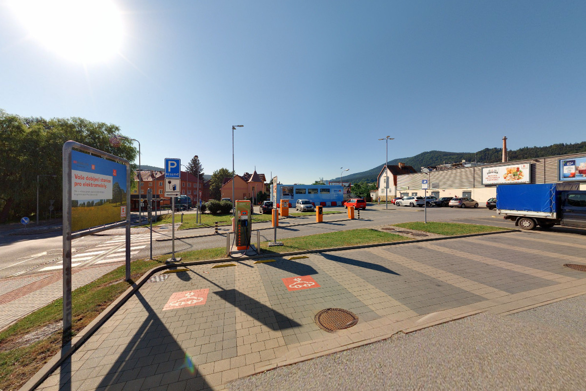 Nabíjecí stanice ČEZ