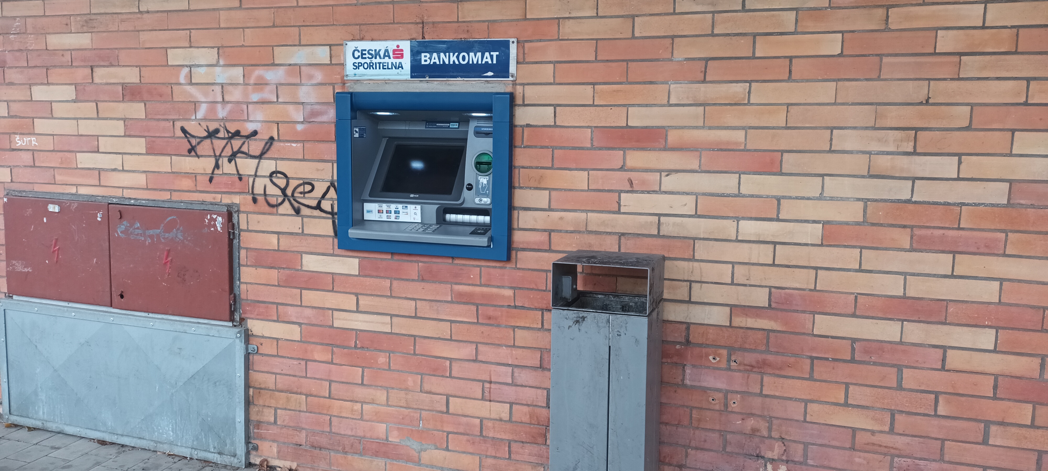 Bankomat České spořitelny foto 2